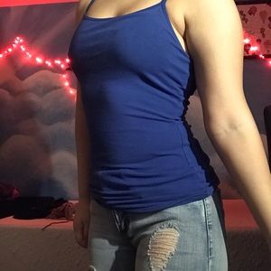 Blue tank top w/ underwire bra